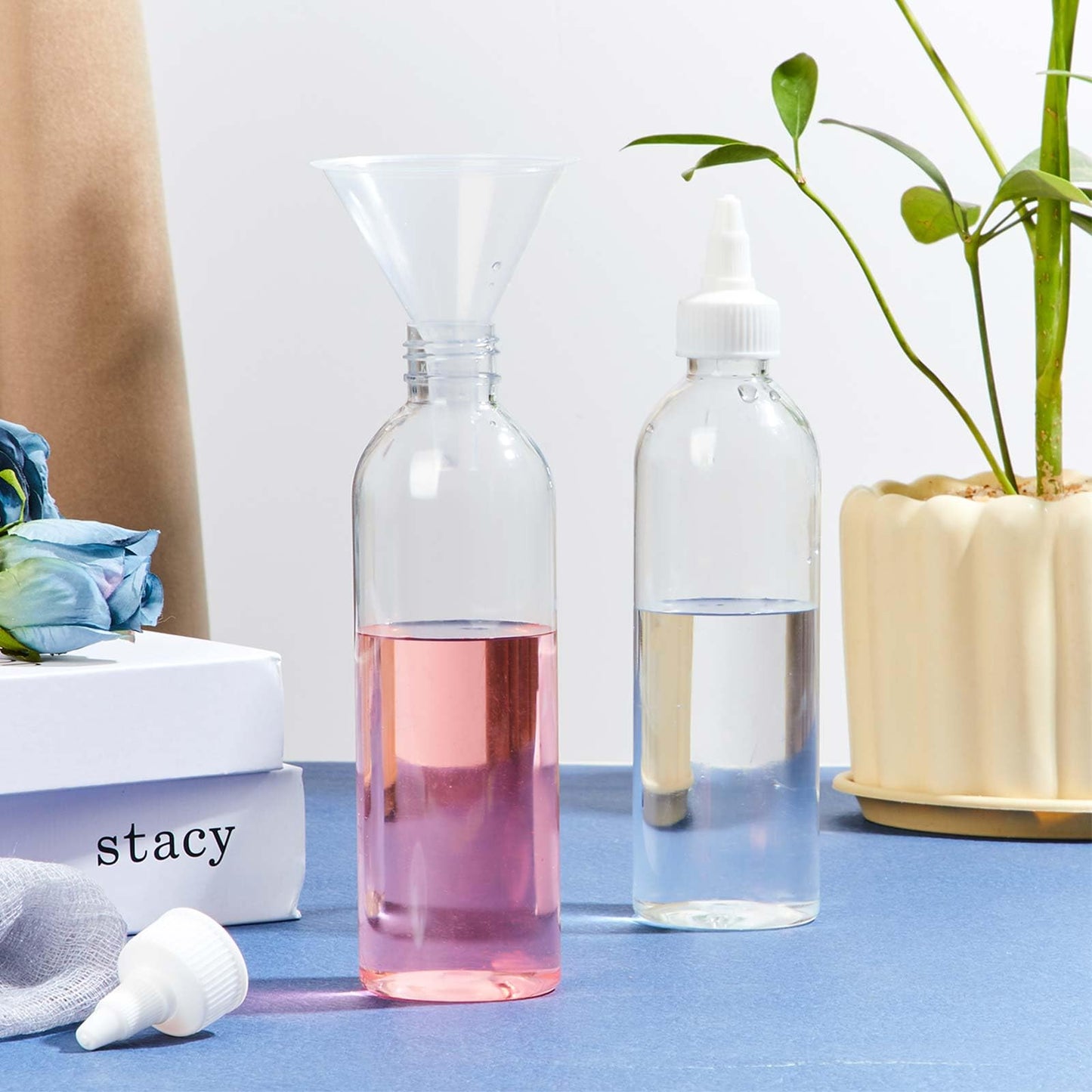 Barydat 12 Pcs Applicator Bottles for Hair, Squeeze Hair Oil Applicator Bottle Refillable Empty Plastic Bottles, Twist on Top Cap with Open Close Nozzle and 2 Funnels(8 oz,Clear)
