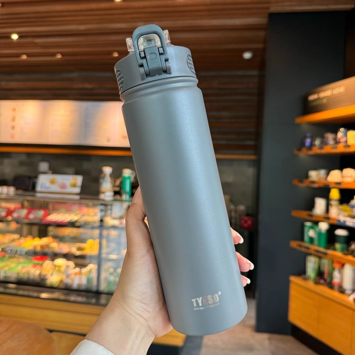 750 ML Stainless Steel Water Bottle with Straw