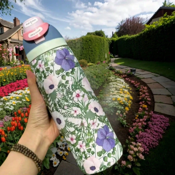 Owala 32oz This Insulated Water Bottle Is A Convenient And Practical Car Cup, Featuring A Stylish Design And Adorned With Beautiful Floral Patterns. Suitable For Both Hot And Cold Beverages, Including Coffee, It Comes With A Leak-Proof Lid And Straw