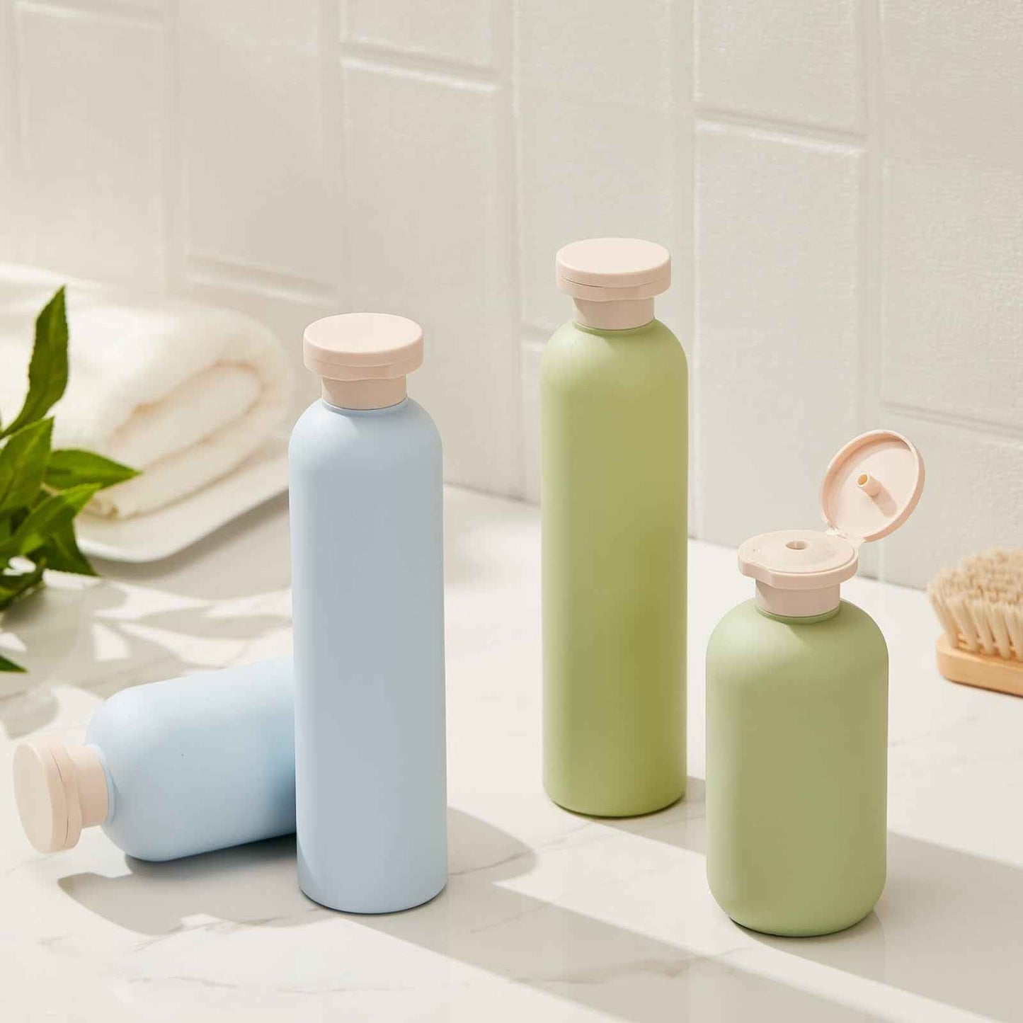 Qeuly Squeeze Bottles with Pump Dispenser and Flip Cap, 6.8 oz Refillable Travel Containers for Toiletries, Plastic Travel Shampoo and Conditioner Bottles (Green 200)