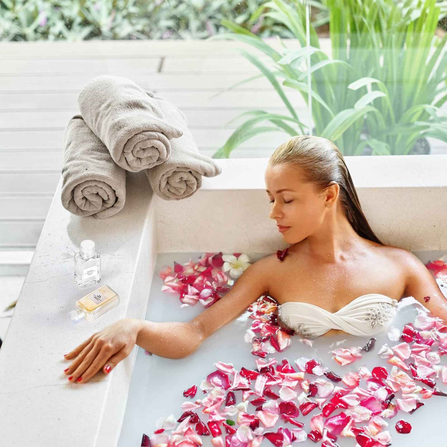 Pumtus 60 Pack Plastic Refillable Flip-Top Bottles, 2 OZ Clear Empty Travel Hand Sanitizer with Flip Cap, Portable Small Liquid Squeeze Container for Shampoo, Lotions, Liquid Body Soap, Creams