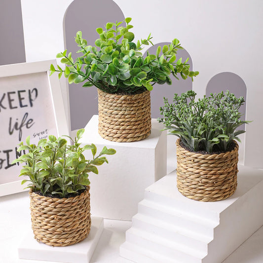 XIYA Artificial Eucalyptus Potted Plant